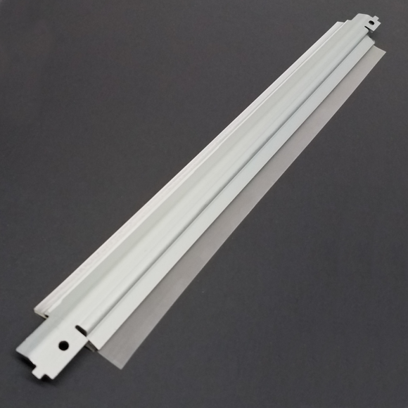 033K98750, 033K94423 (Transfer Belt) Cleaning Blade (Replaces) for