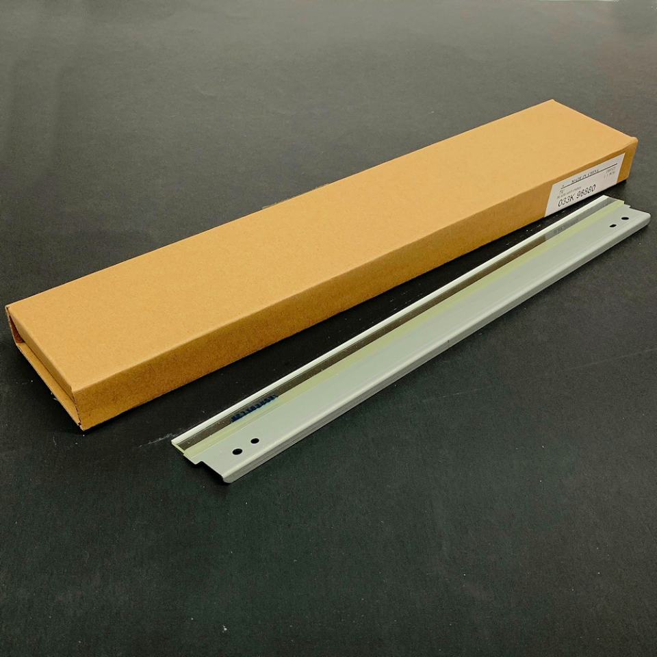 ピノキオ 033K96880 OEM, 2nd BTR Cleaning Blade, Xerox® Color 550, DCP700, & J75